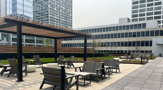 Outdoor terrace with green space at 875 E. Wisconsin Avenue